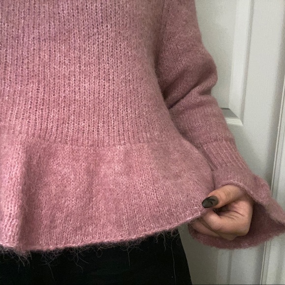 Zara Pink Sweater - Picture 2 of 5